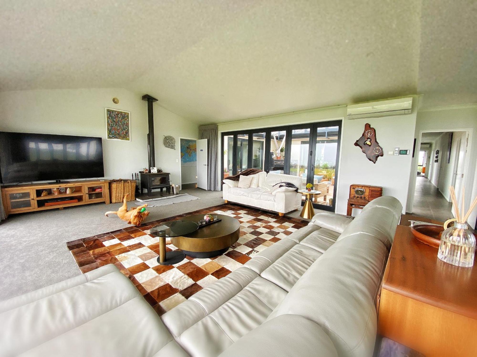 Hilltop Whakaipo Estate タウポ エクステリア 写真